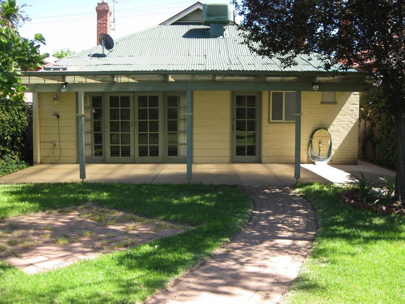134 Gurwood Street, Wagga Wagga NSW 2650