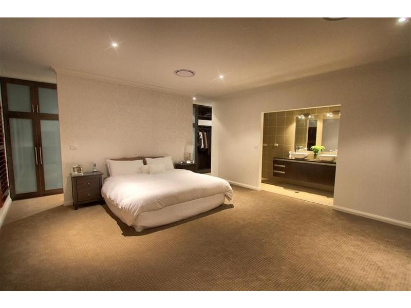 25 Brindabella Drive, Tatton NSW 2650