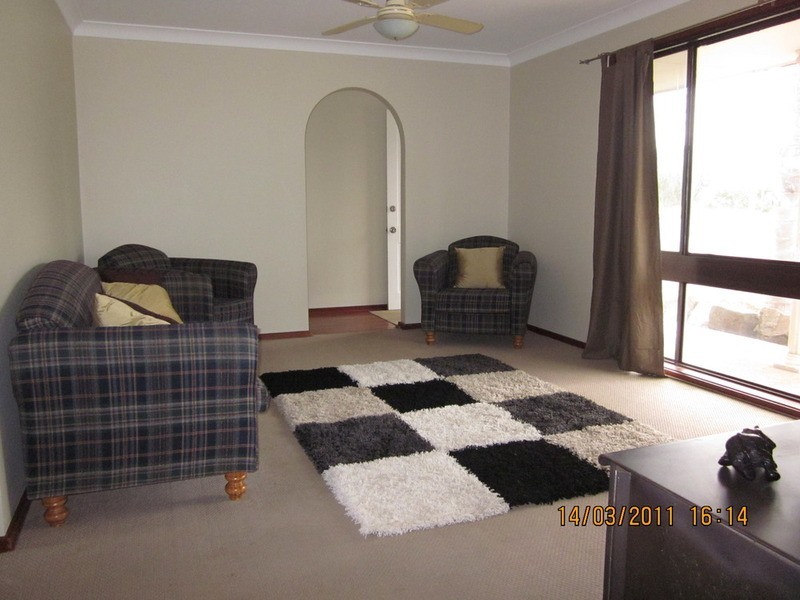 13 Grinton Street, Wagga Wagga NSW 2650