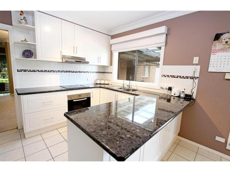 17 Kimberley Drive, Tatton NSW 2650