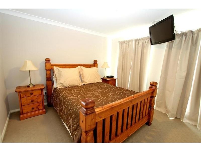92 Mima Street, Glenfield Park NSW 2650