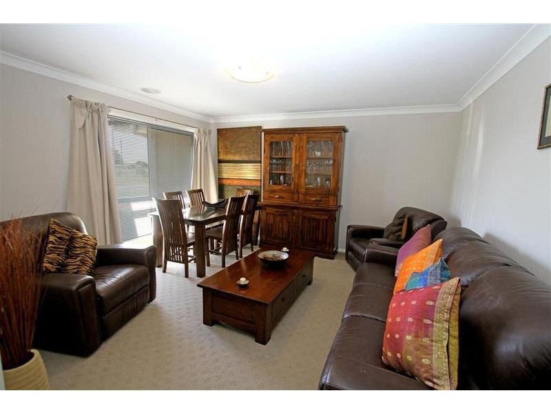 92 Mima Street, Glenfield Park NSW 2650