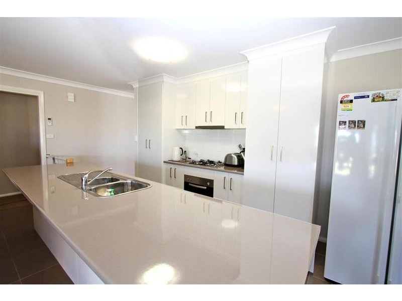 92 Mima Street, Glenfield Park NSW 2650