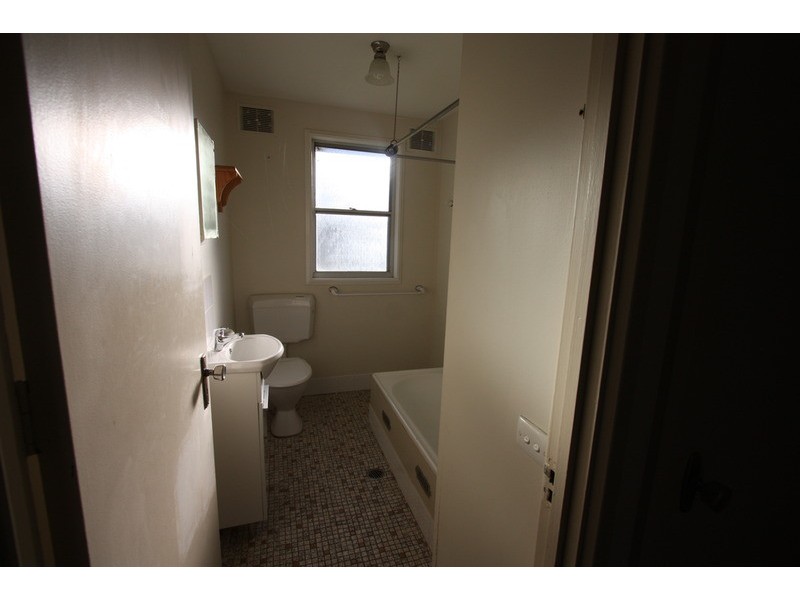 40 Adams Street, Wagga Wagga NSW 2650