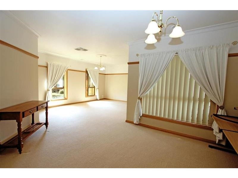 43 Tamar Drive, Tatton NSW 2650
