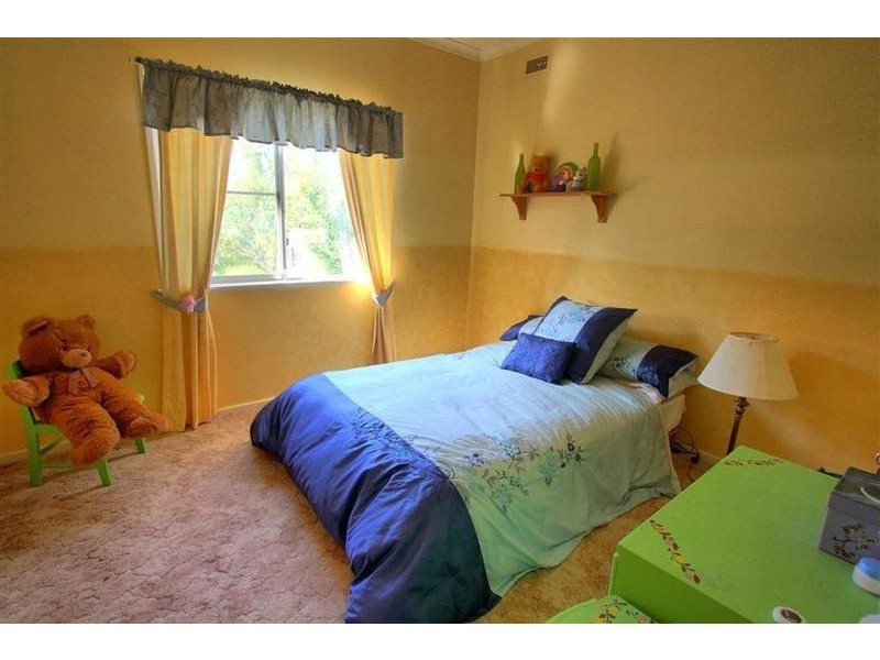 19 Cutler Avenue, Wagga Wagga NSW 2650