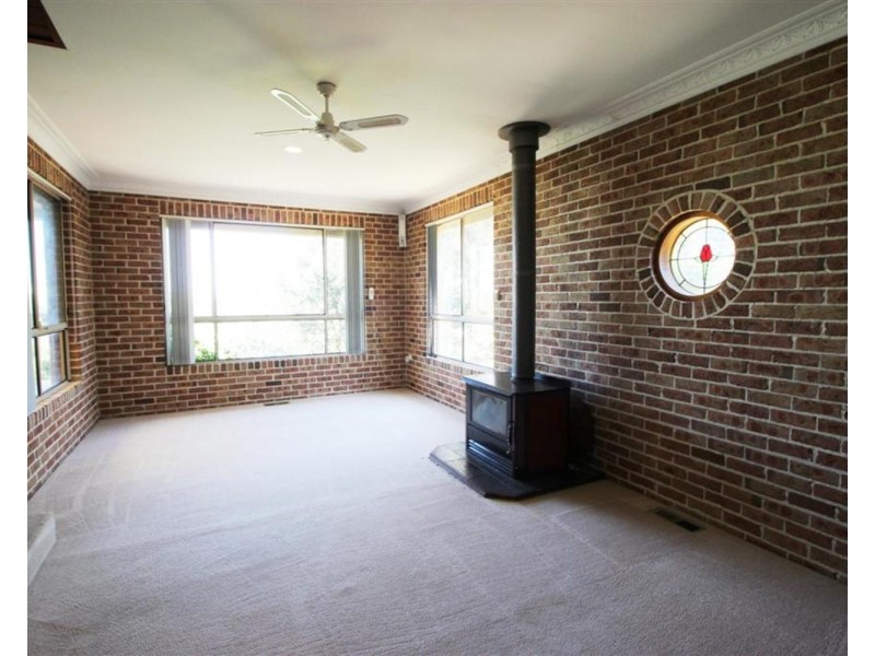 5 Banool Place, Kooringal NSW 2650