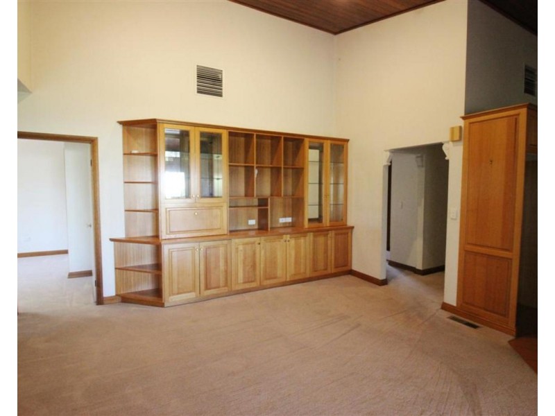 5 Banool Place, Kooringal NSW 2650