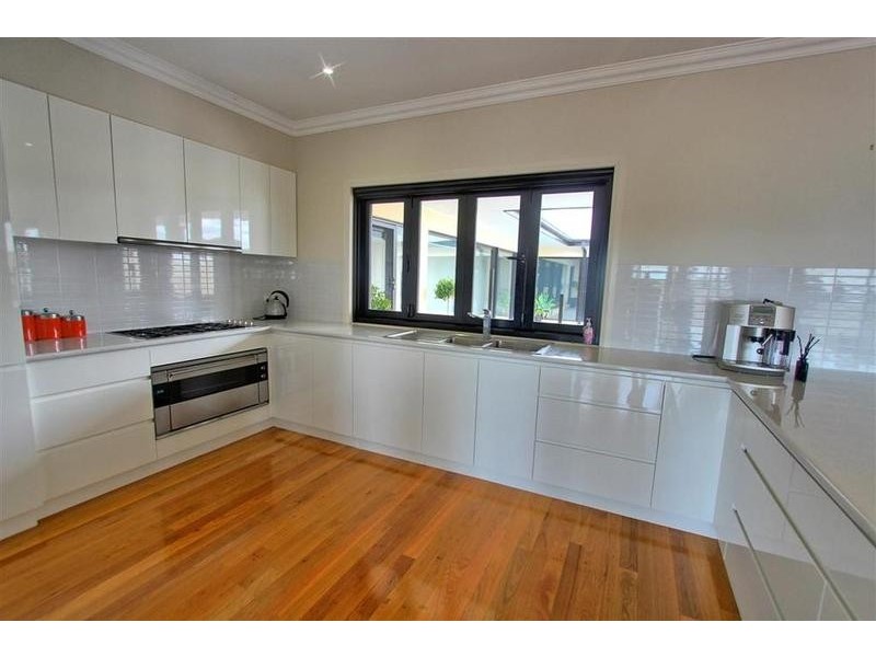 4 Brindabella Drive, Tatton NSW 2650