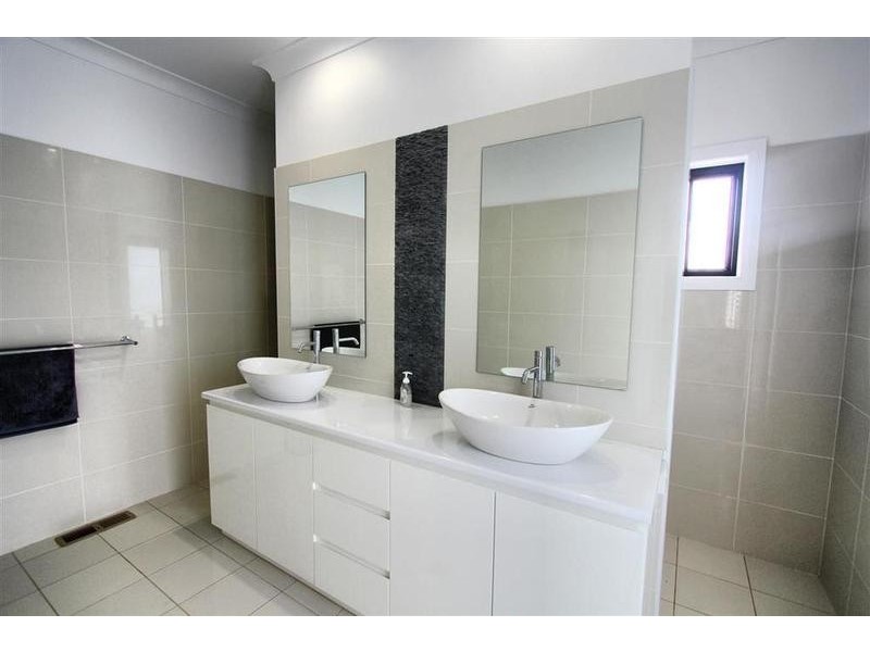 4 Brindabella Drive, Tatton NSW 2650