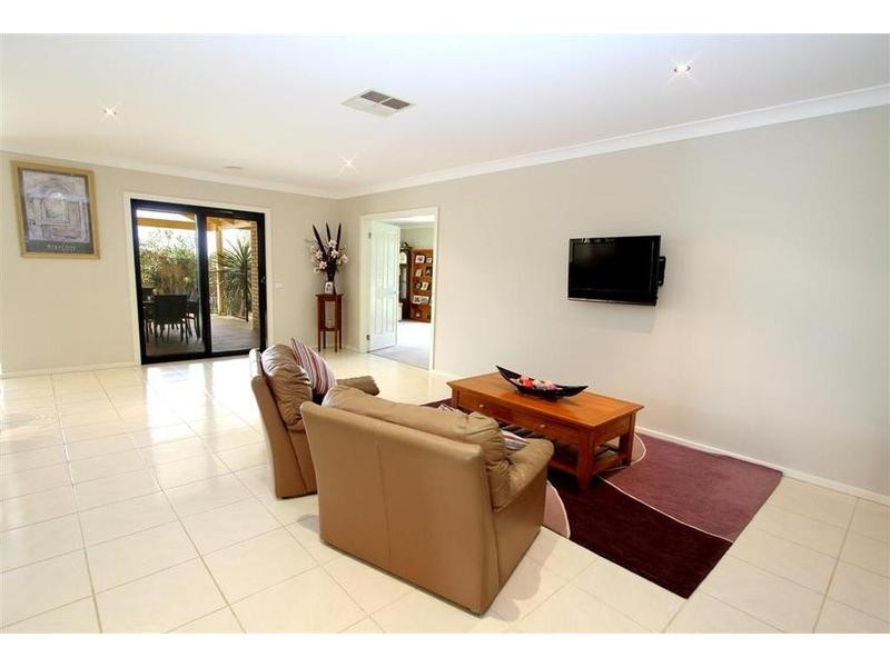 3 Wellington Avenue, Tatton NSW 2650