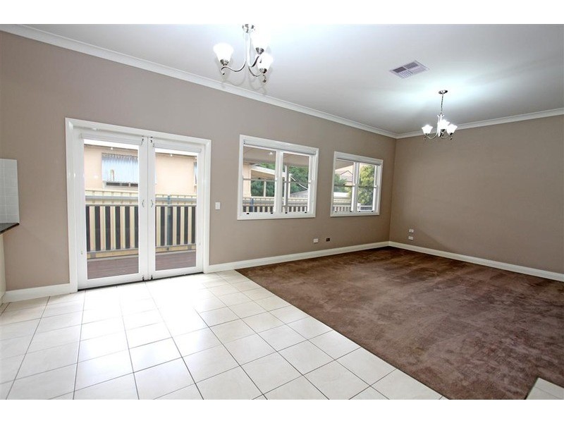 30 Travers Street, Wagga Wagga NSW 2650