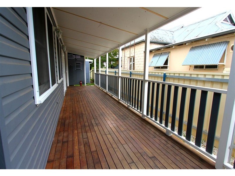 30 Travers Street, Wagga Wagga NSW 2650