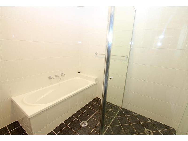 30 Travers Street, Wagga Wagga NSW 2650