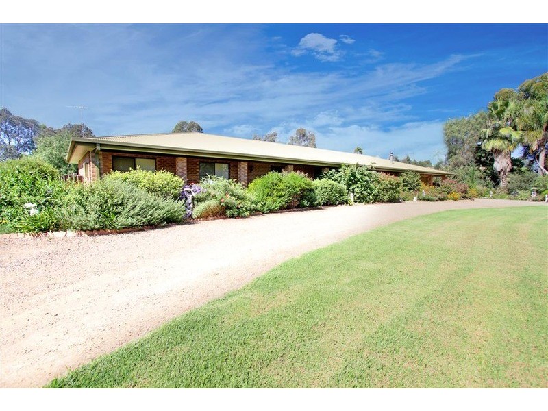 7 Hakea Place, Springvale NSW 2650