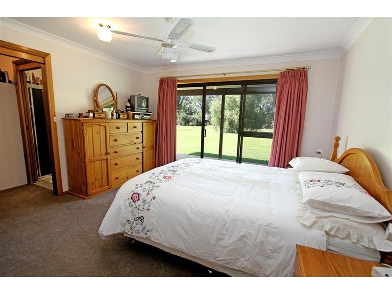 7 Hakea Place, Springvale NSW 2650