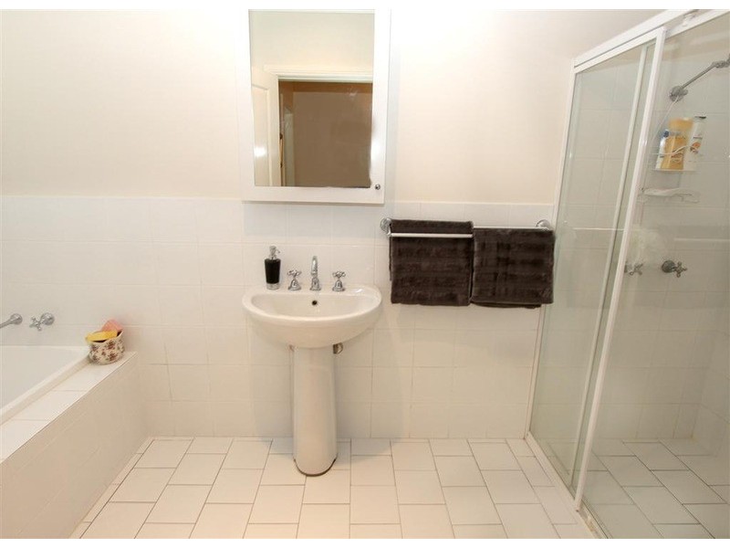 11 Depazzi Close, Wagga Wagga NSW 2650