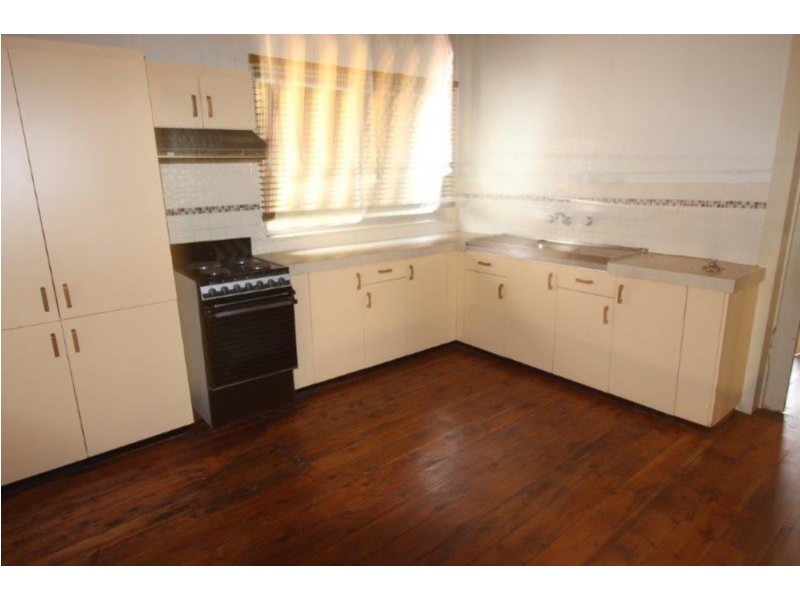 220 Edward Street, Wagga Wagga NSW 2650