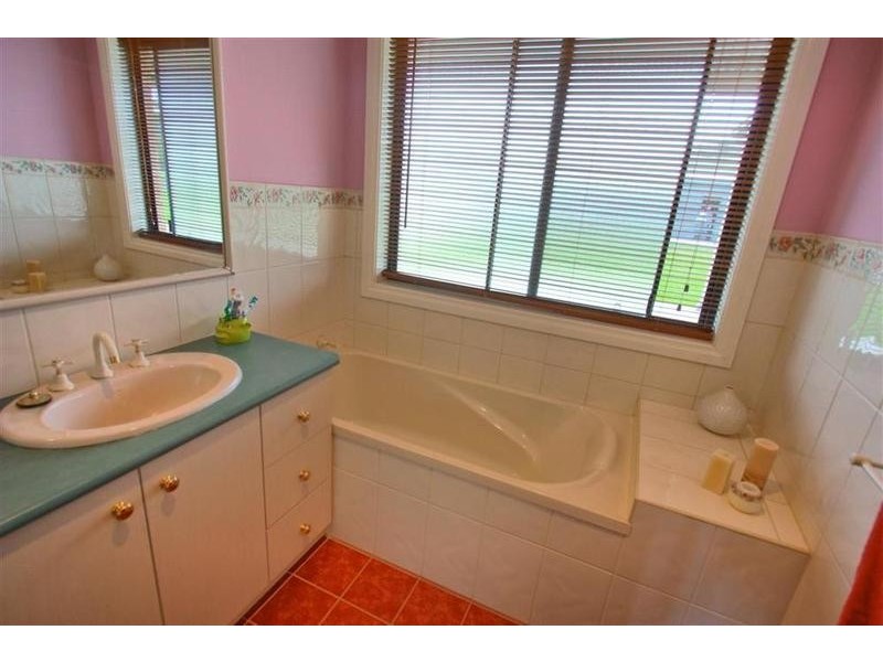 19 Indigo Drive, Springvale NSW 2650