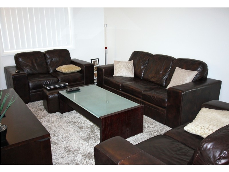 18 Osterly Street, Bourkelands NSW 2650