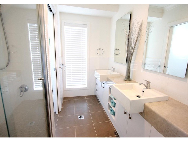 14 Barrington Street, Tatton NSW 2650