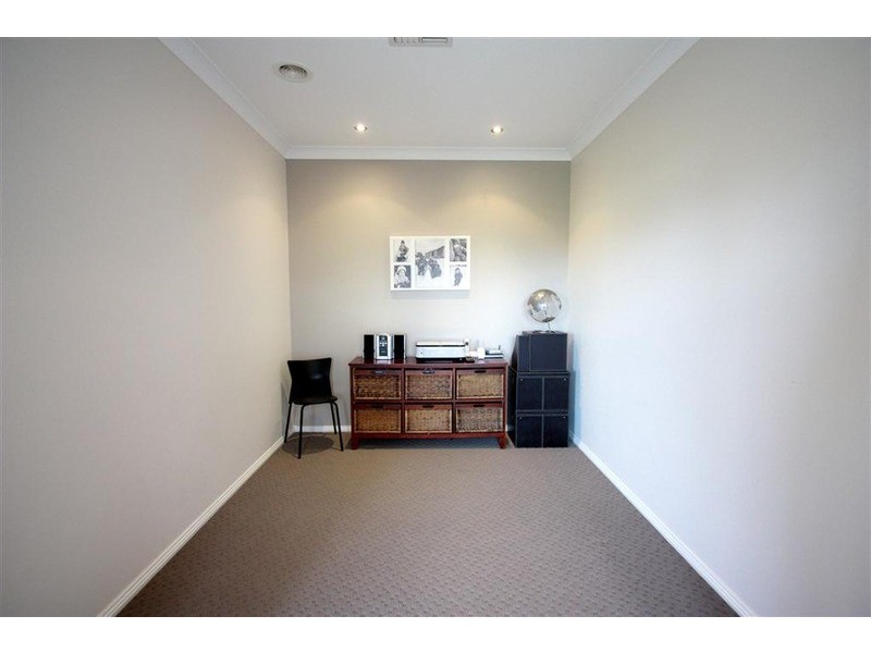 11 Monaro Court, Tatton NSW 2650
