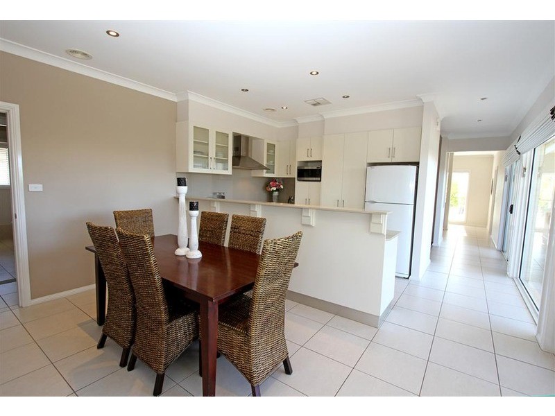 11 Monaro Court, Tatton NSW 2650