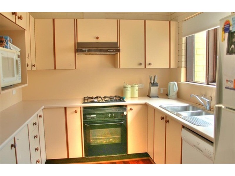 21 Warrawong Street, Kooringal NSW 2650