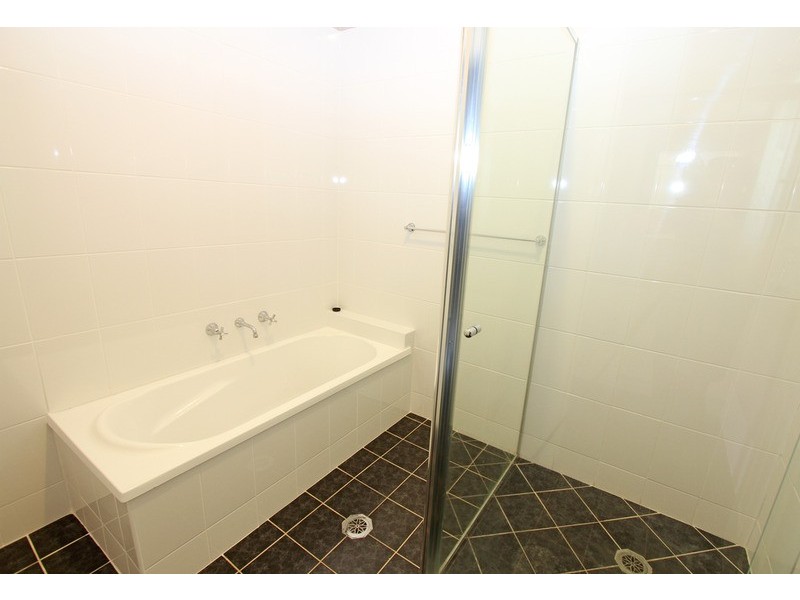 30 Travers Street, Wagga Wagga NSW 2650