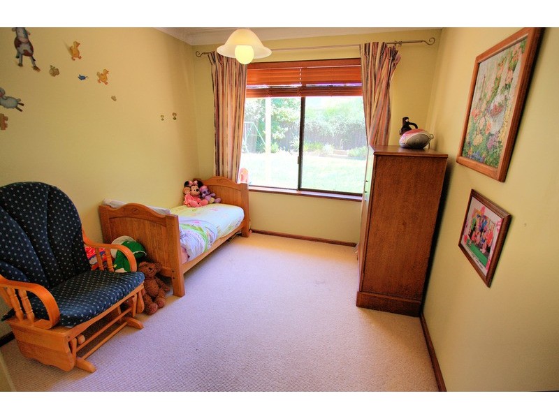 29 Norfolk Avenue, Lake Albert NSW 2650