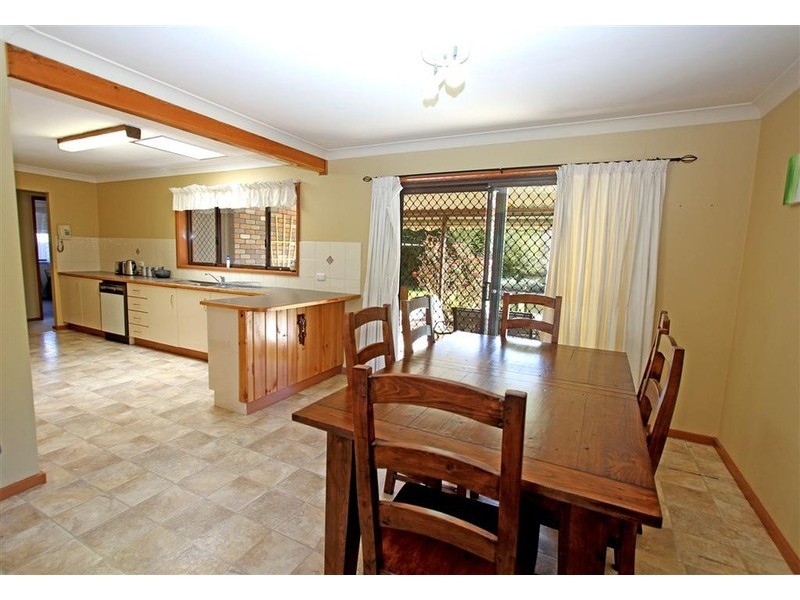 90 Jasmin Crescent, Lake Albert NSW 2650