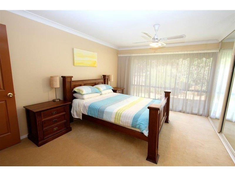 90 Jasmin Crescent, Lake Albert NSW 2650