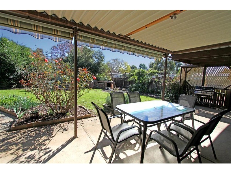 90 Jasmin Crescent, Lake Albert NSW 2650