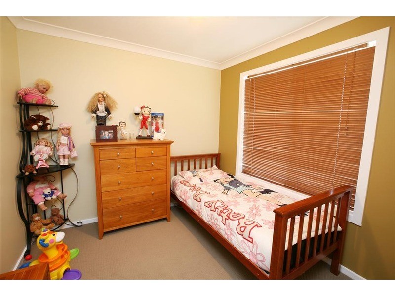 17 O’Connor Street, Tolland NSW 2650