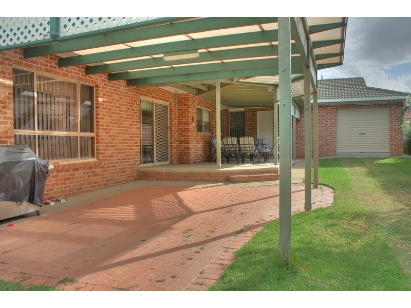 17 Malebo Place, Tatton NSW 2650