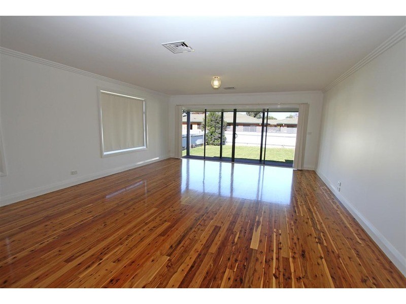 154 Forsyth Street, Wagga Wagga NSW 2650