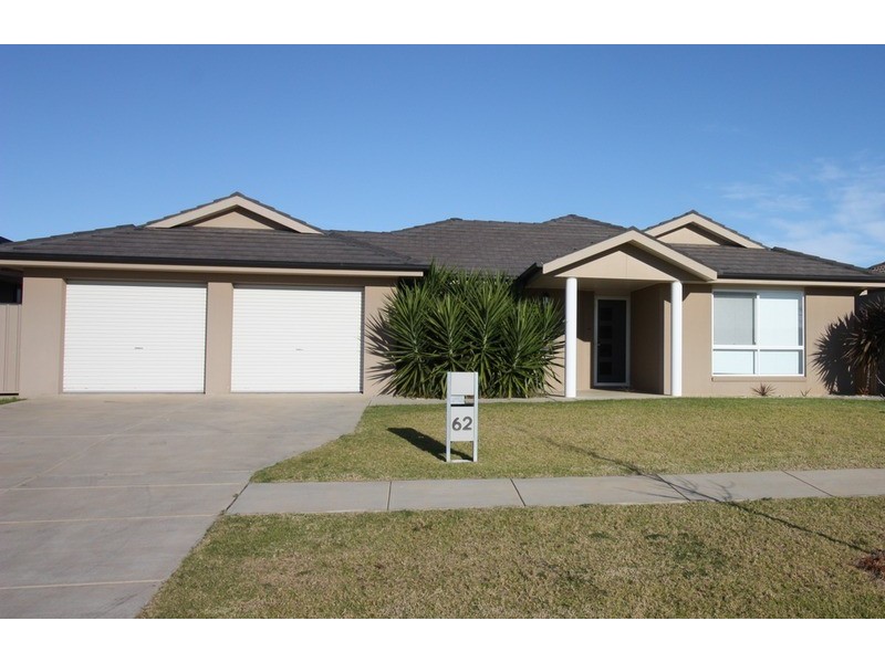 62 Mima Street, Wagga Wagga NSW 2650