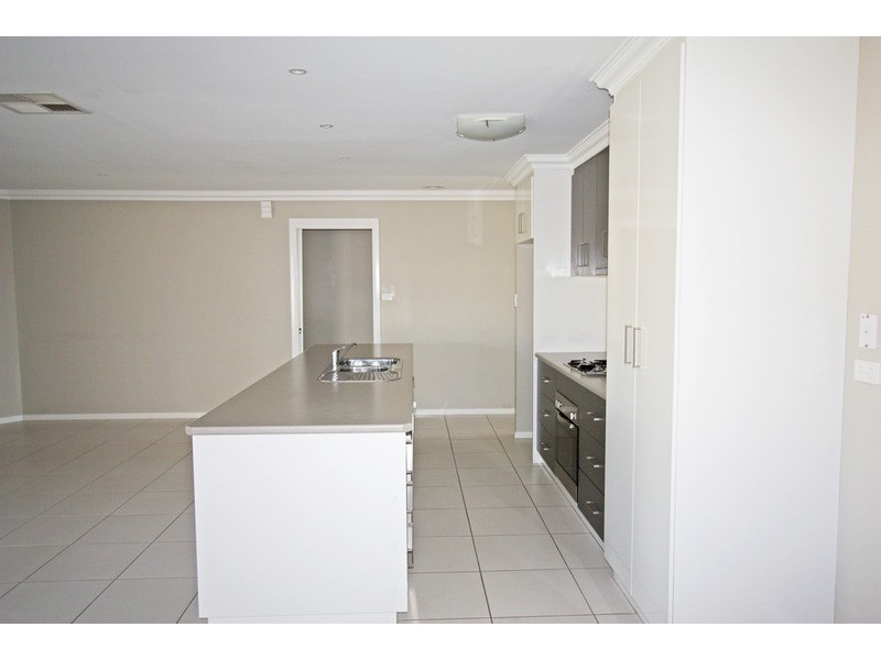 62 Mima Street, Wagga Wagga NSW 2650