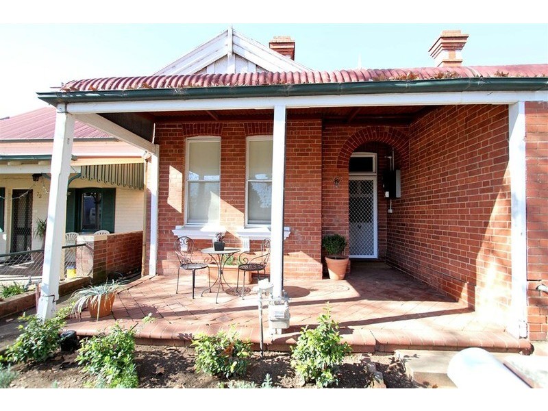 71 Best Street, Wagga Wagga NSW 2650