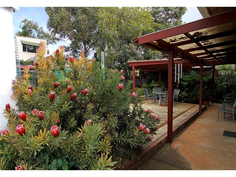 4 Jarick Street, Turvey Park NSW 2650
