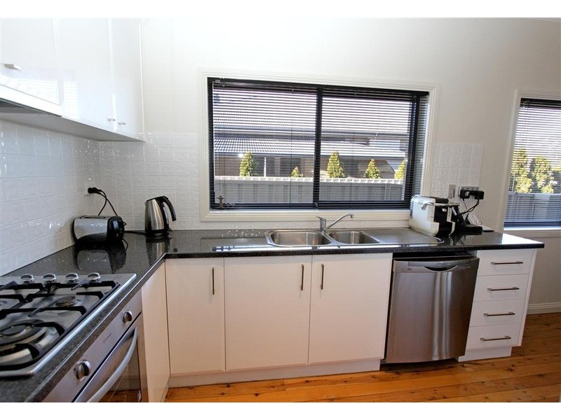1/10 Day Street, Wagga Wagga NSW 2650