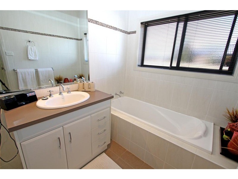 1/10 Day Street, Wagga Wagga NSW 2650