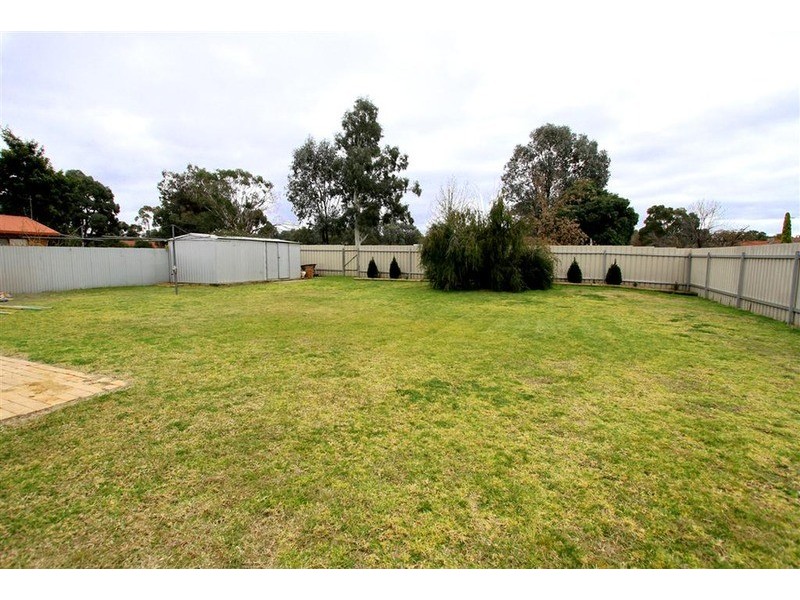 1 Doman Street, Estella NSW 2650