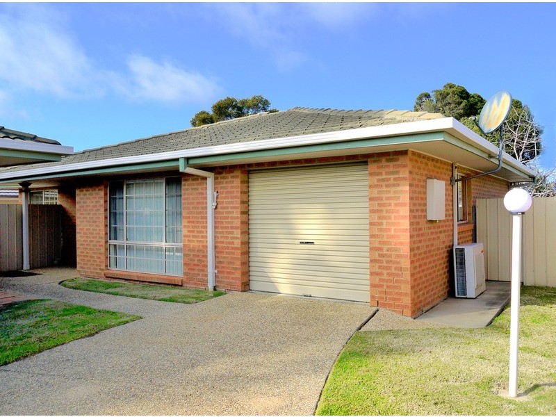 2/1 Jennifer Place, Wagga Wagga NSW 2650