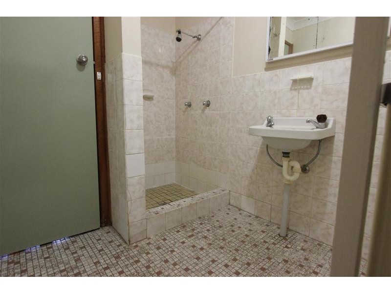 1/16 Marloo Crescent, Kooringal NSW 2650