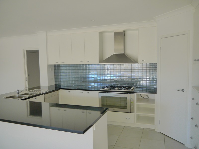 5 Wellington Avenue, Tatton NSW 2650
