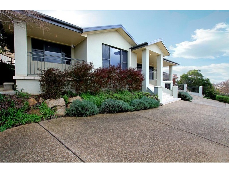 71 Simkin Crescent, Kooringal NSW 2650