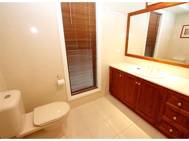 71 Simkin Crescent, Kooringal NSW 2650