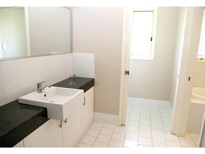 34 Fitzroy Street, Tatton NSW 2650