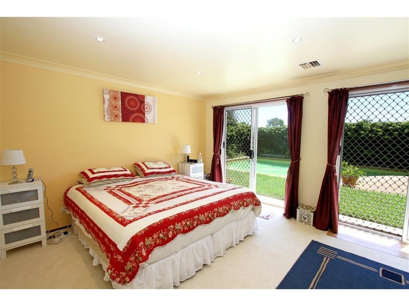 4 Vanda Street, Lake Albert NSW 2650